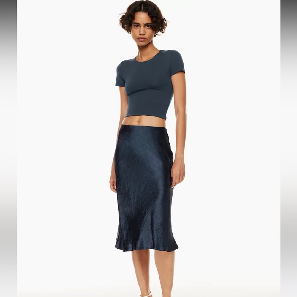 New with tag aritzia slip midi in color total eclipse size 8